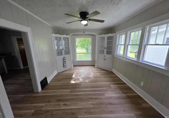 4th image of 3505 Weisser Park Ave, Fort Wayne, IN 46806 | MLS# 202620141
