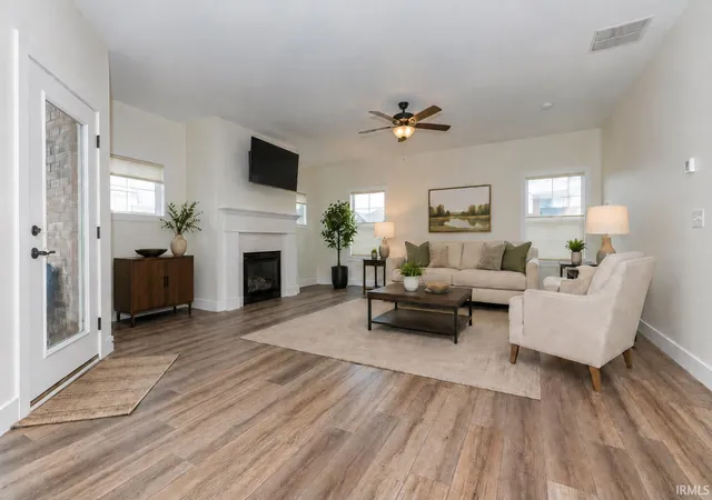 Photo 3 of Sale Pending at 8464 Wyatt Ct, Newburgh, IN 47630 | MLS# 202620167 | Listing updated on 2026-07-20