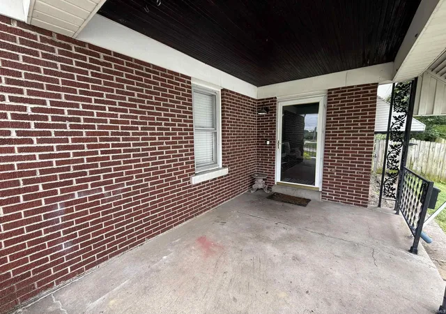 Photo 3 of Sale Pending at 2804 Forest Ave, Evansville, IN 47712 | MLS# 202620212 | Listing updated on 2026-07-10