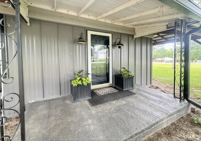 Photo 3 of Manufactured home for sale at 1360 N 250 East, Kokomo, IN 46901 | MLS# 202620235 | Listing updated on 2026-08-24