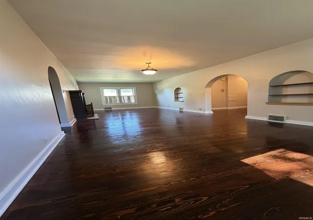 2nd image of 403 N Wayne St, North Manchester, IN 46962 | MLS# 202620265