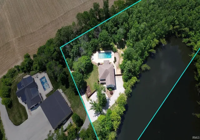 Homes for sale in Mount Vernon, IN | 7179 Upton Rd, Mount Vernon, IN 47620 | MLS# 202620276