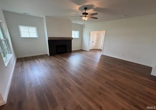 Photo 3 of Manufactured home for sale at 1646 Venture Dr, Evansville, IN 47711 | MLS# 202620279 | Listing updated on 2026-05-29
