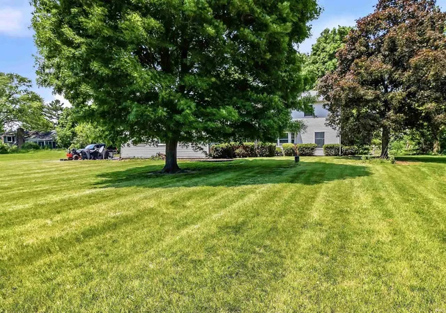 46th image of 499 Overlook Dr, Upland, IN 46989 | MLS# 202620305