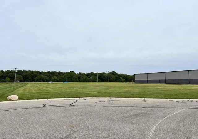 5th image of 2612 Market Ct, Elkhart, IN 46514 | MLS# 202620325