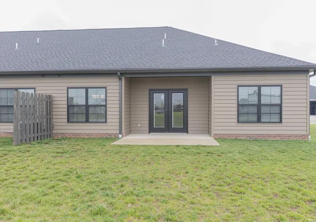 Homes for sale in Newburgh, IN | 3895 High Pointe Ln, Newburgh, IN 47630 | MLS# 202620372