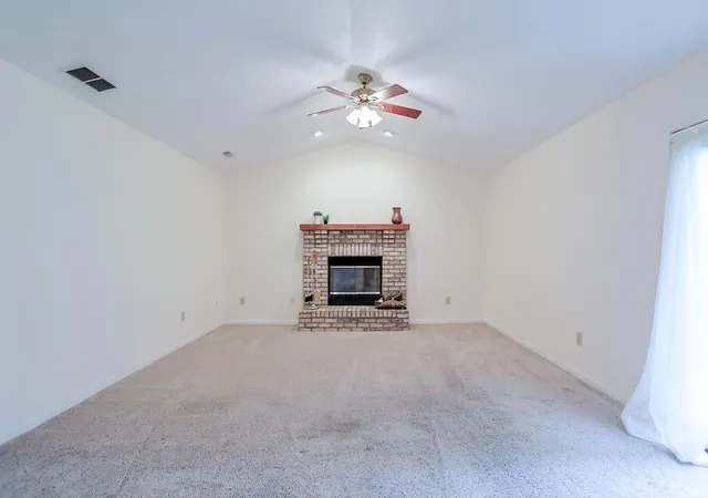 Photo 4 of Manufactured home for sale at 5165 Pine Hl Dr, Noblesville, IN 46062 | MLS# 202620377 | Listing updated on 2026-07-21