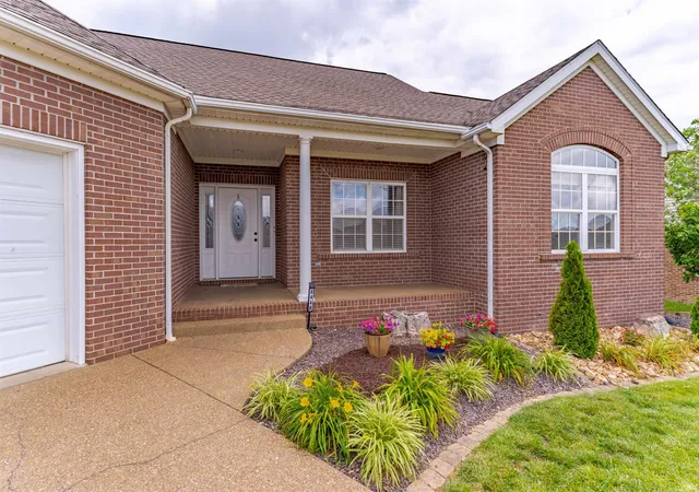 Photo 1 of Sale Pending at 4448 Scarlet Hl, Evansville, IN 47725 | MLS# 202620388 | Listing updated on 2026-07-22