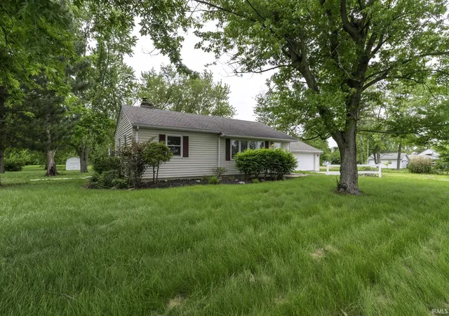 3rd image of 10630 Marion Center Rd, Fort Wayne, IN 46816 | MLS# 202620422