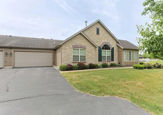 Photo 1 of Sale Pending at 3617 Sutton Dr, Mishawaka, IN 46545 | MLS# 202620450 | Listing updated on 2026-07-03