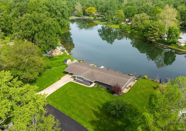 Homes for sale in South Bend, IN | 17575 Juday Lake Dr, South Bend, IN 46635 | MLS# 202620457