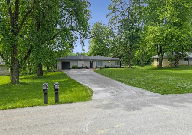36th image of 6500 Plainview Dr, Evansville, IN 47720 | MLS# 202620459