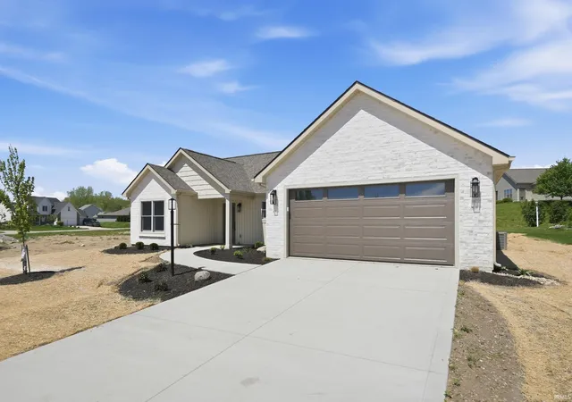 Homes for sale in Columbia City, IN | 2365 Whispering Trl, Columbia City, IN 46725 | MLS# 202620488