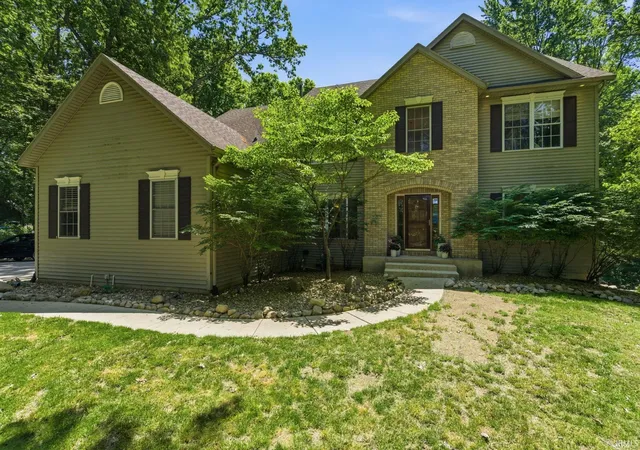Homes for sale in South Bend, IN | 50905 Persimmon Dr, South Bend, IN 46628 | MLS# 202620516