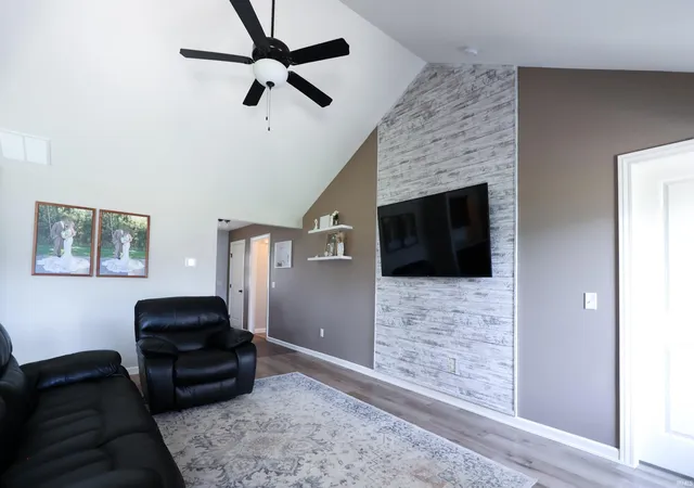 3rd image of 16860 Hatstick Ct, Fort Wayne, IN 46845 | MLS# 202620520