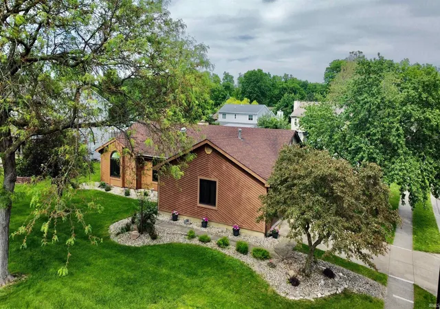 Photo 2 of Sale Pending at 8210 Medicine Bow Run, Fort Wayne, IN 46825 | MLS# 202620523 | Listing updated on 2026-07-12