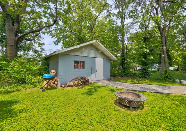 Homes for sale in Evansville, IN | 1022 Cherry St, Evansville, IN 47713 | MLS# 202620565