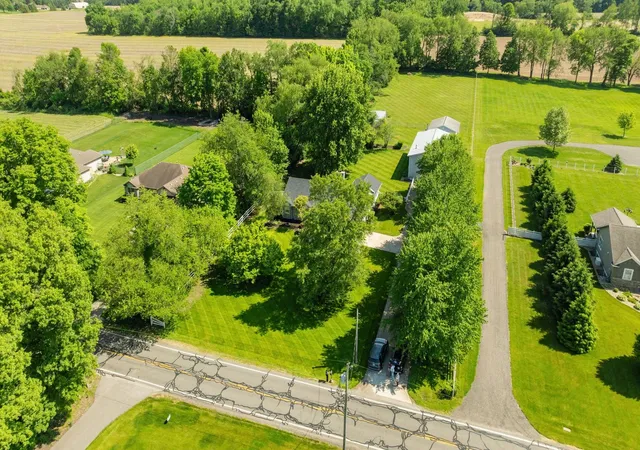 Homes for sale in Goshen, IN | 21014 County Road 20 Road, Goshen, IN 46528 | MLS# 202620578