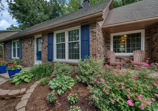 Photo 3 of Sale Pending at 118 Camden Ct, Evansville, IN 47715 | MLS# 202620594 | Listing updated on 2026-06-25