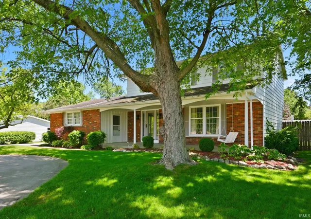 Homes for sale in Bluffton, IN | 1225 Stogdill Rd, Bluffton, IN 46714 | MLS# 202620607