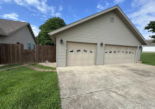 3rd image of 230 New Sandpit Acres, Bedford, IN 47421 | MLS# 202620624