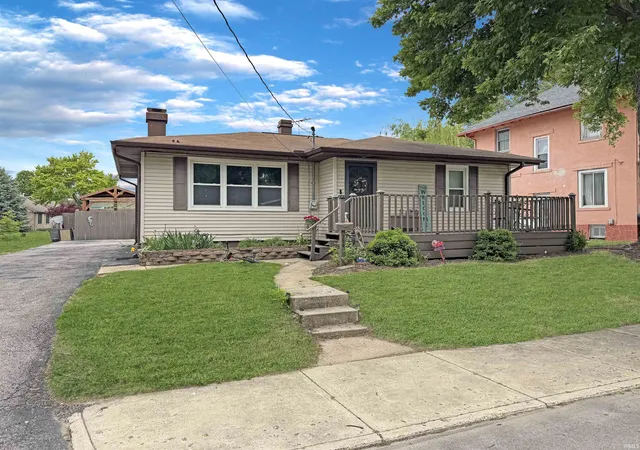 Homes for sale in Frankfort, IN | 250 W Avery St, Frankfort, IN 46041 | MLS# 202620627