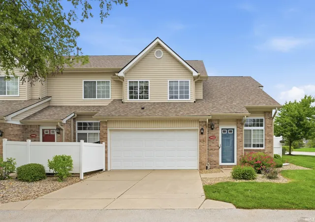 Homes for sale in Indianapolis, IN | 5922 Marina View Ln, Indianapolis, IN 46237 | MLS# 202620637