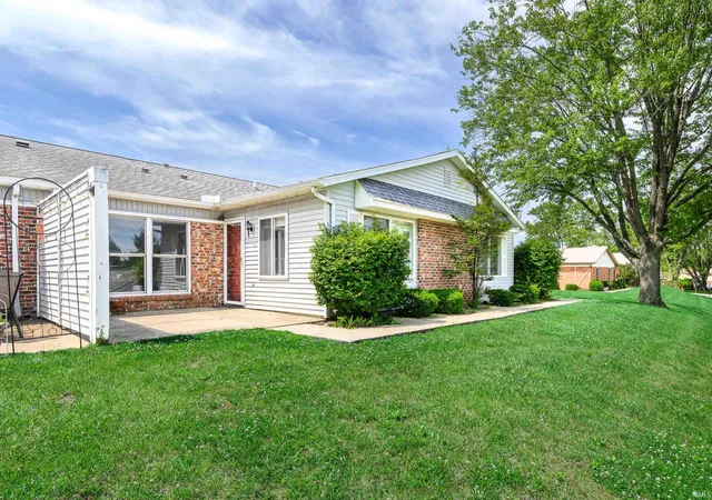 Photo 2 of Condo for sale at 1130 E Carnaby St, Bloomington, IN 47401 | MLS# 202620686 | Listing updated on 2026-07-14