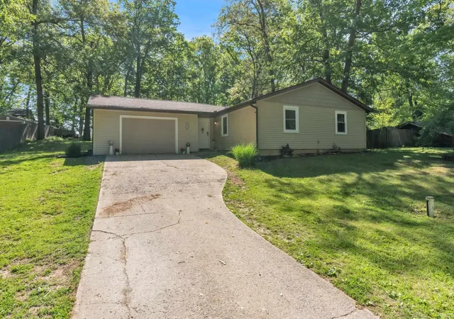 Homes for sale in Rome City, IN | 9344 N Oak Shore Dr, Rome City, IN 46784 | MLS# 202620695