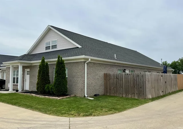 Homes for sale in Evansville, IN | 2630 Pecan Tr, Evansville, IN 47715 | MLS# 202620714