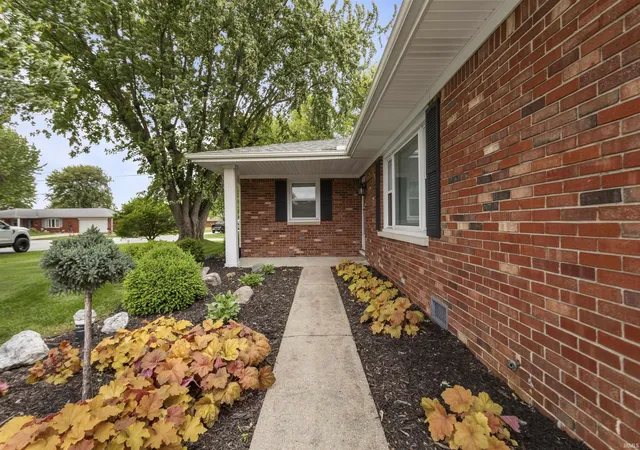 4th image of 4854 E Barnett Ave, Sharpsville, IN 46068 | MLS# 202620722