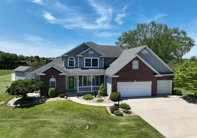 Homes for sale in Granger, IN | 51935 Copperfield Ct, Granger, IN 46530 | MLS# 202620781