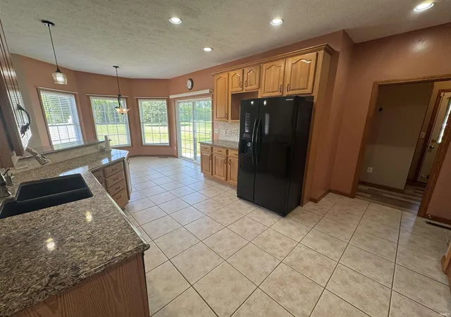 4th image of 51935 Copperfield Ct, Granger, IN 46530 | MLS# 202620781