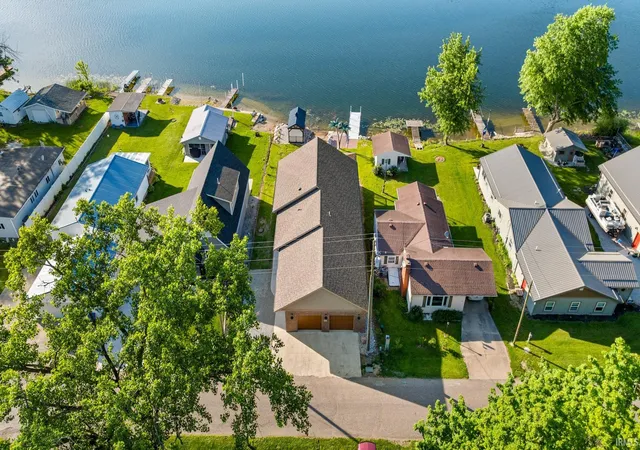 Photo 3 of Manufactured home for sale at 64 W Lakeside Dr, North Manchester, IN 46962 | MLS# 202620787 | Listing updated on 2026-07-14
