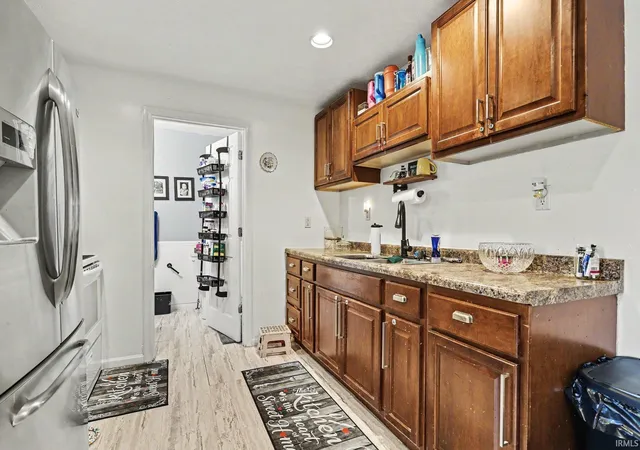 Photo 4 of Sale Pending at 213 E Lawrence St, Mishawaka, IN 46545 | MLS# 202620874 | Listing updated on 2026-09-01