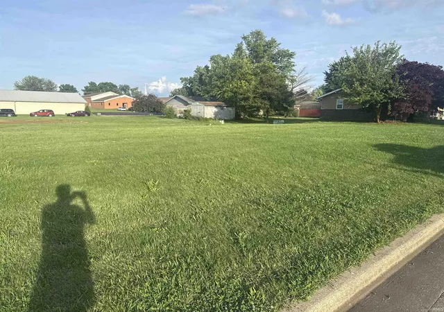 Homes for sale in Mount Vernon, IN | 1900 Jefferson Dr, Mount Vernon, IN 47620 | MLS# 202620919