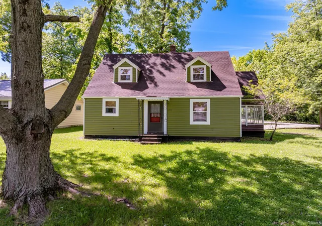 2nd image of 115 E Streeter Ave, Muncie, IN 47303 | MLS# 202620924
