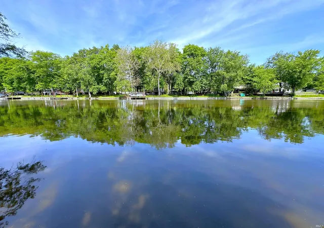 Photo 3 of Manufactured home for sale at 9393 N Lenback Ct, Monticello, IN 47960 | MLS# 202620942 | Listing updated on 2026-07-24