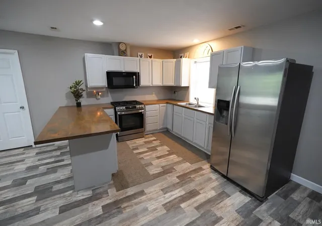Photo 2 of Manufactured home for sale at 10422 E State Rd 70, Evanston, IN 47531 | MLS# 202620950 | Listing updated on 2026-09-02