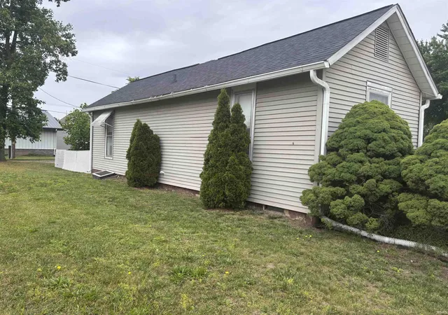 4th image of 714 State St, Logansport, IN 46947 | MLS# 202620961