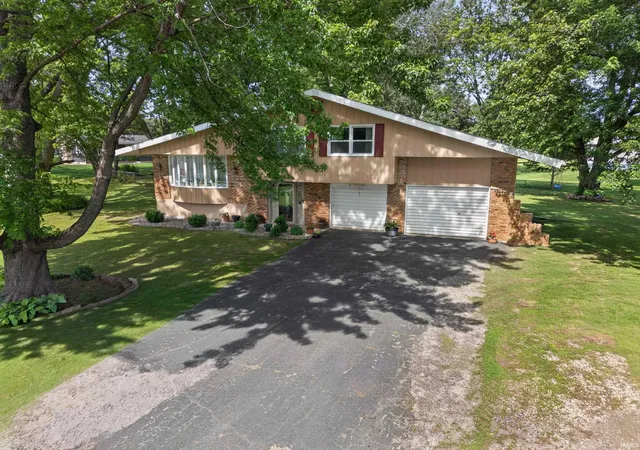 3rd image of 12415 S 950 E, Galveston, IN 46932 | MLS# 202620964