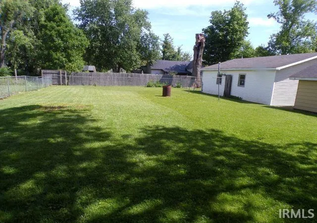 5th image of 504 S Walnut St, Hartford City, IN 47348 | MLS# 202620967