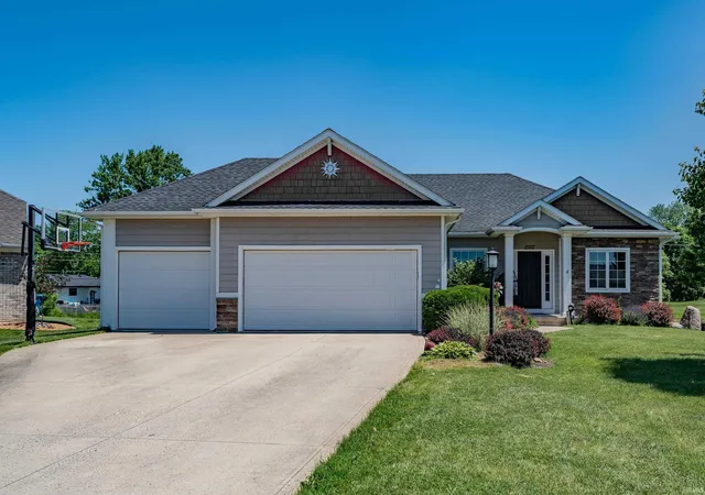 Photo 2 of Manufactured home for sale at 13312 Vitiano Ct, Fort Wayne, IN 46845 | MLS# 202620979 | Listing updated on 2026-09-09