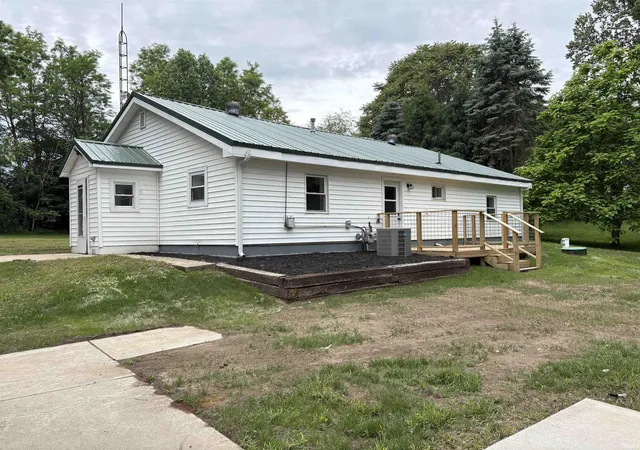 1st image of 308 Bellevue St, New Carlisle, IN 46552 | MLS# 202620982