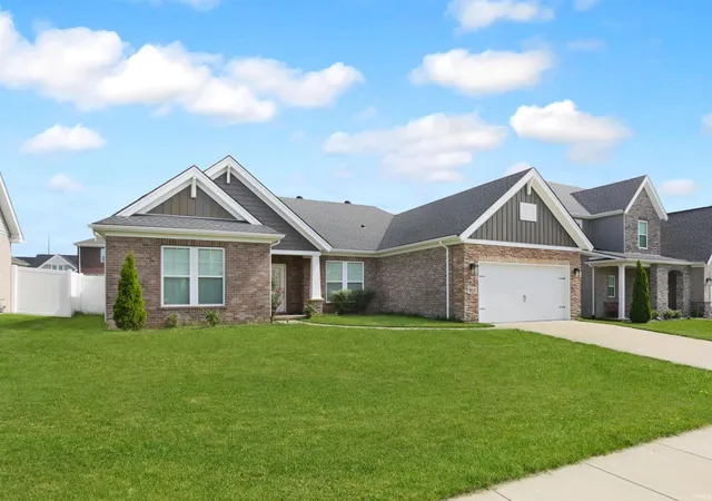 Homes for sale in Newburgh, IN | 5610 Belmont Dr, Newburgh, IN 47630 | MLS# 202620995