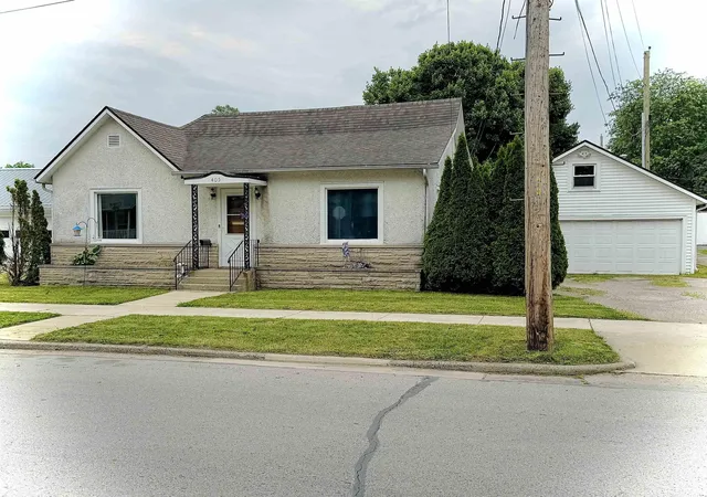 3rd image of 405 W 20Th St, Auburn, IN 46706 | MLS# 202620996