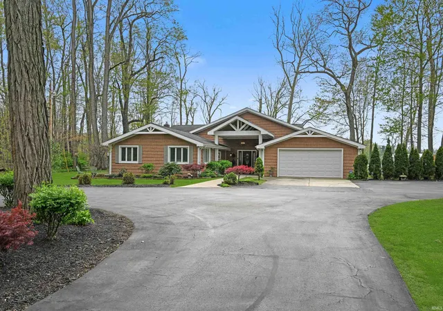 2nd image of 22618 Lake Shore Dr, Elkhart, IN 46514 | MLS# 202621006