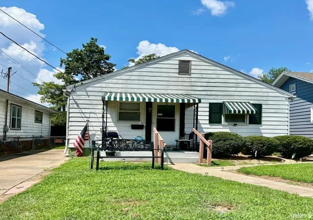 Photo 1 of Manufactured home for sale at 1735 S Bedford Ave, Evansville, IN 47713 | MLS# 202621032 | Listing updated on 2026-07-10