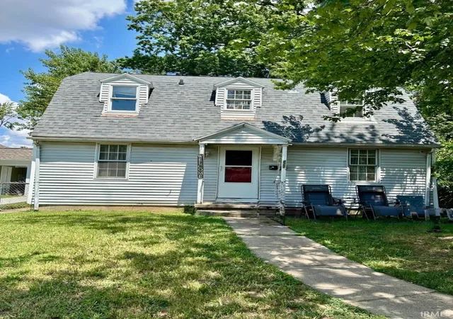 Homes for sale in Evansville, IN | 822 Madison Ave, Evansville, IN 47713 | MLS# 202621048