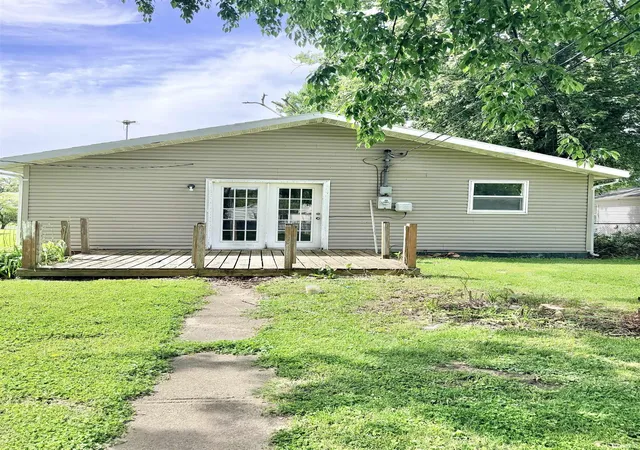 Homes for sale in Muncie, IN | 1804 E 25th St, Muncie, IN 47302 | MLS# 202621066